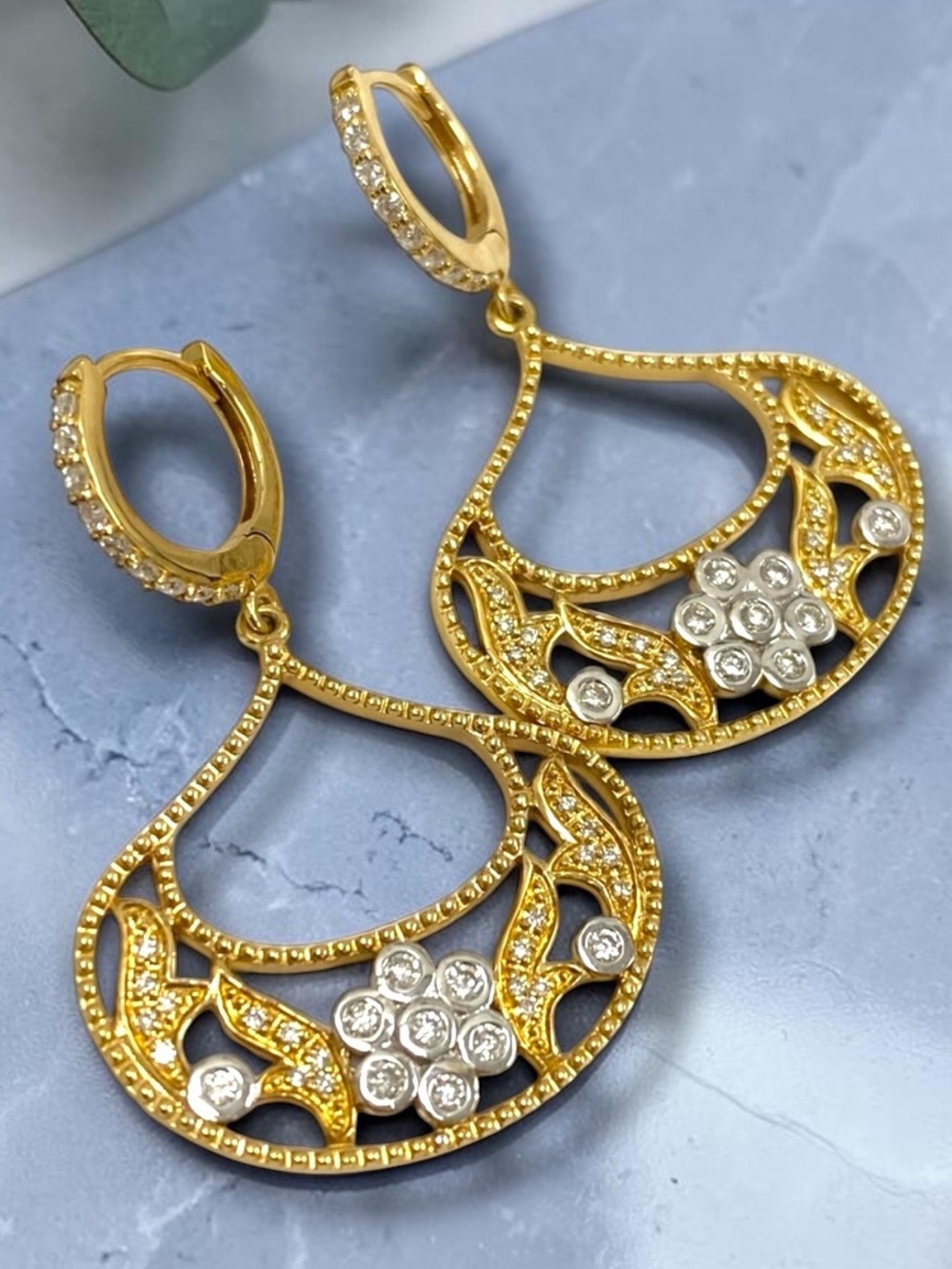 Exquisite Estate 14k Two-Tone Gold Fancy DIAMOND Chandelier Dangle Earrings!